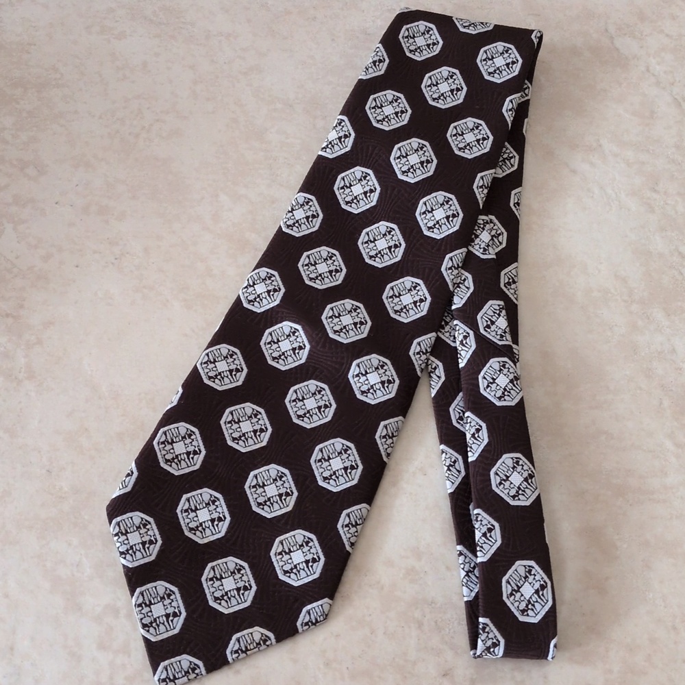 Vintage Currie Canada Brown Tie